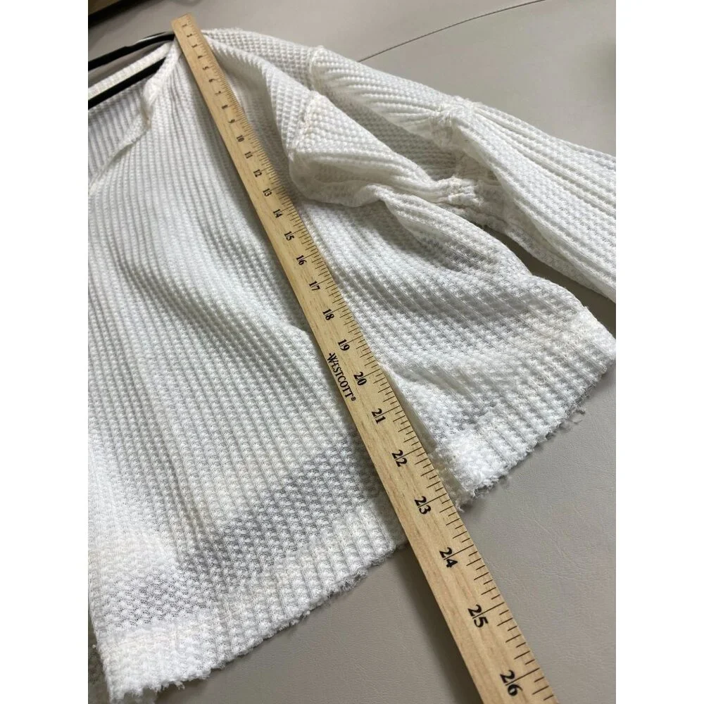 Free People Women White Waffle‎ Knit Top Bell Sleeves Size Small Boho Festival